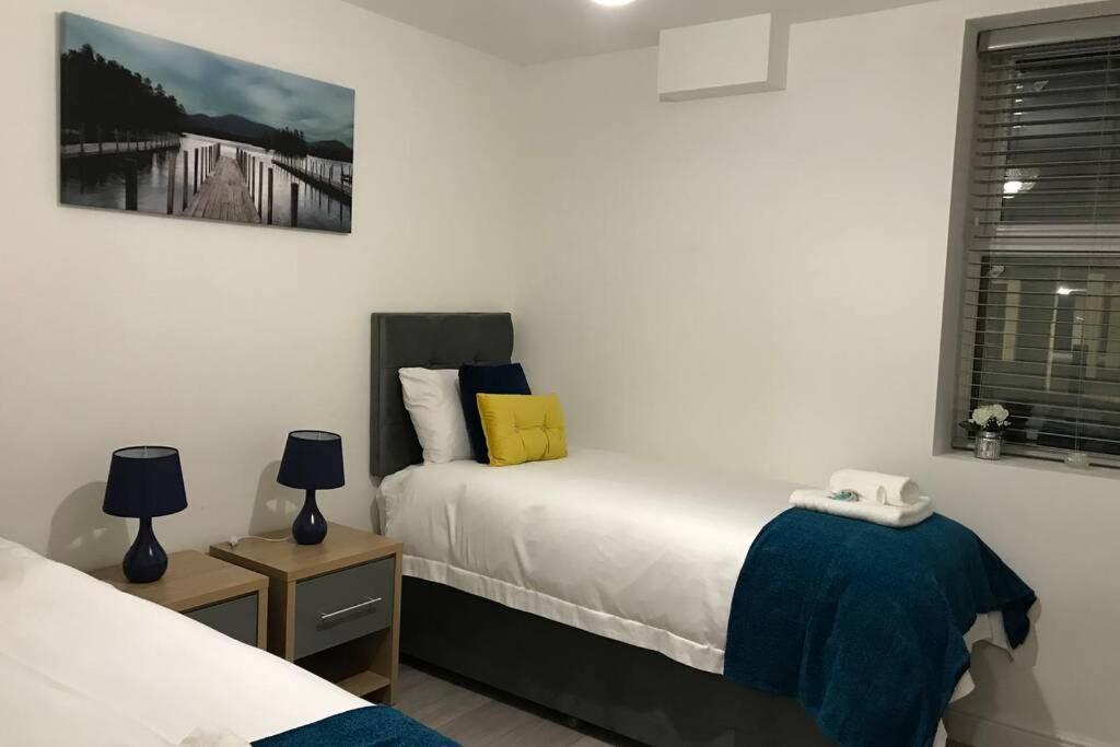 Marie'S Serviced Apartments- 2 Bedroom City Stay Bedford Exterior foto